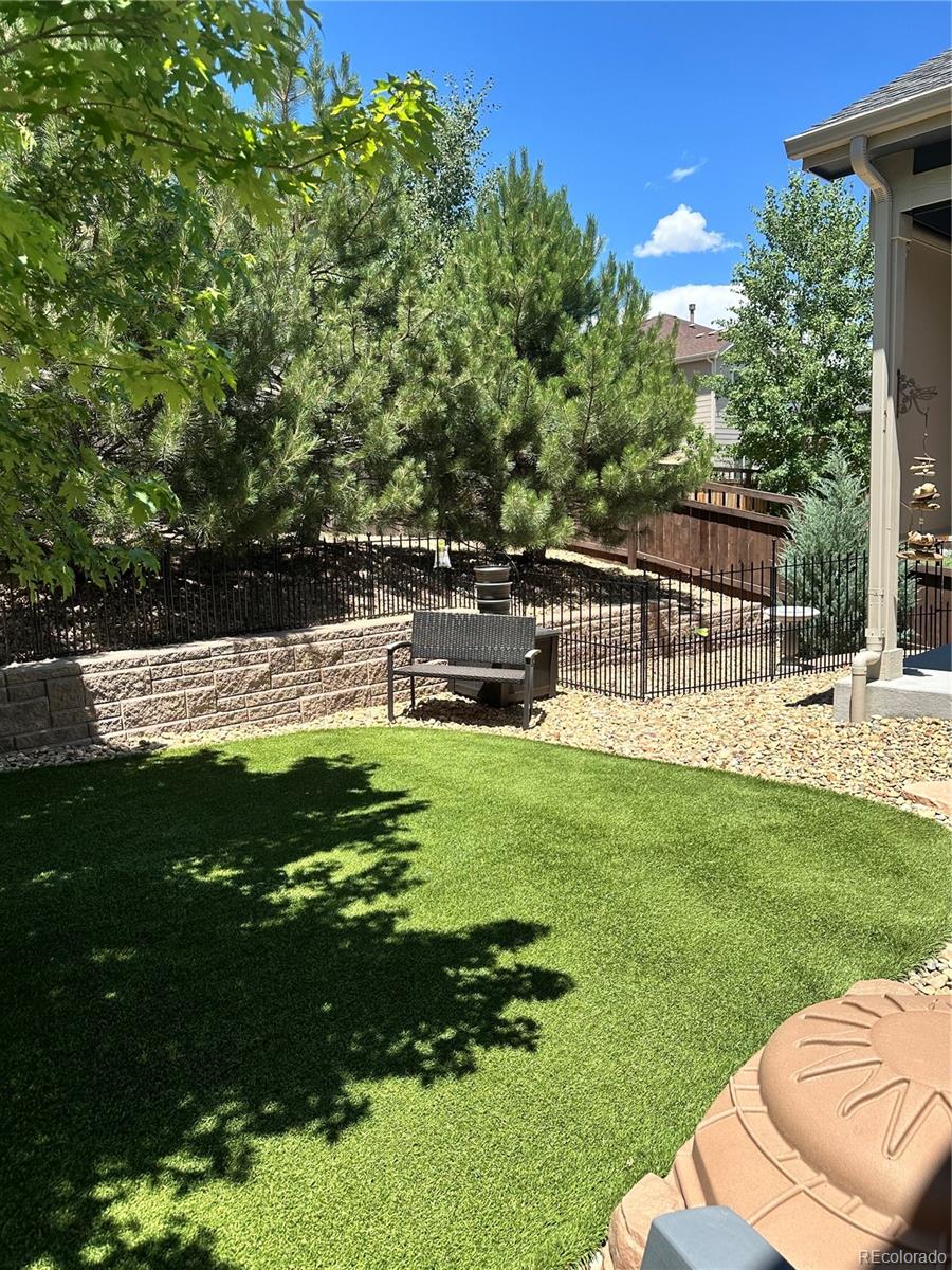 7765 Oasis Drive