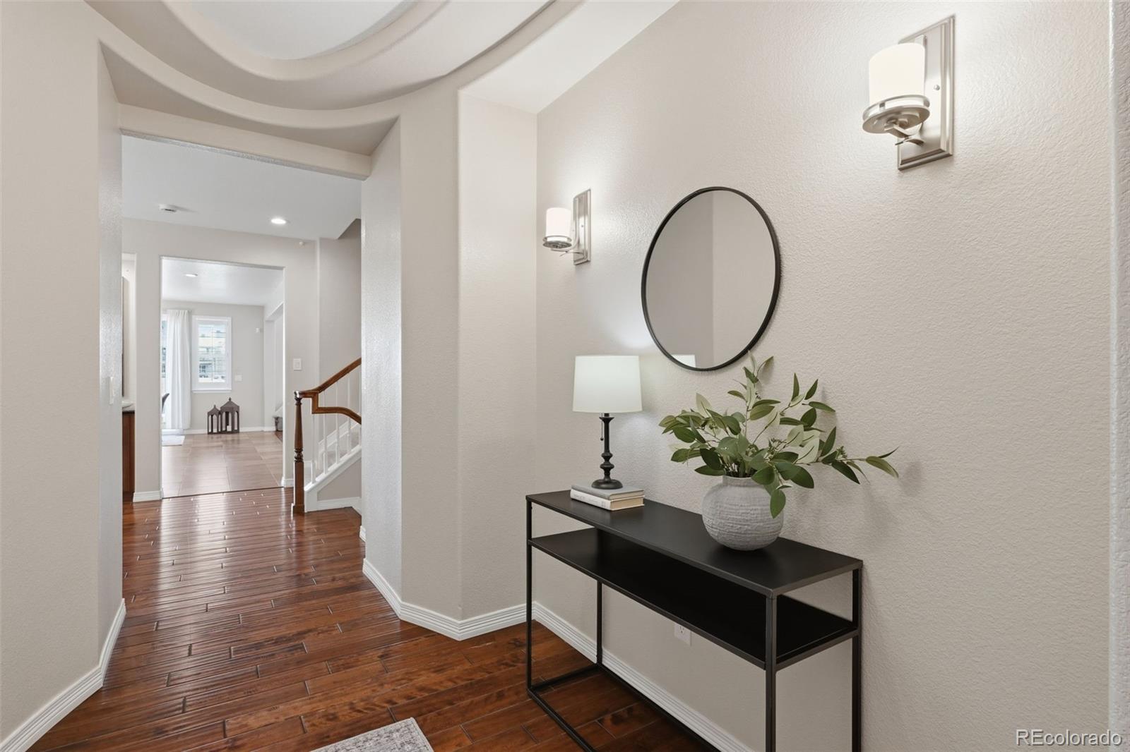 10914 Valleybrook Circle