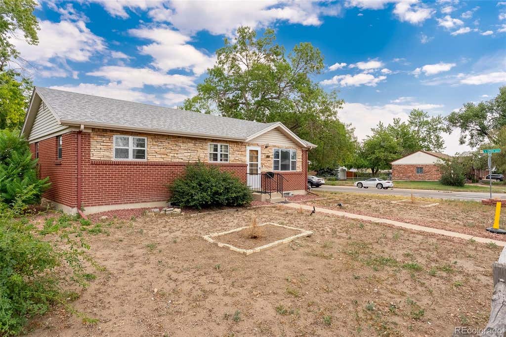Photo of 11450 Irma Drive, Denver, CO 80233 (MLS # 1930098)
