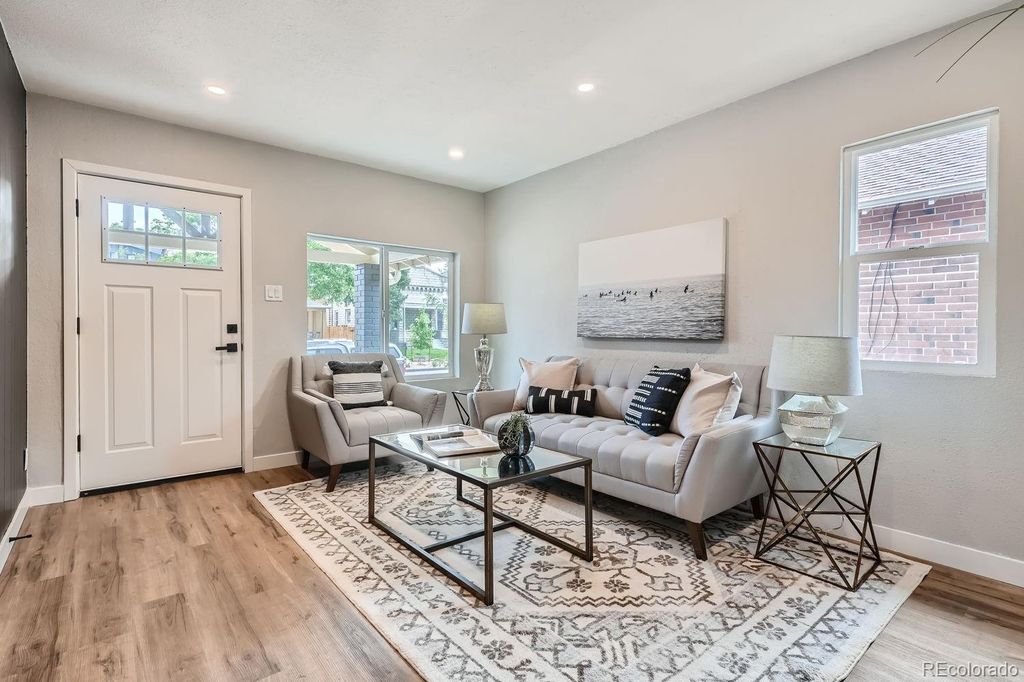 Photo of 175 S Emerson Street, Denver, CO 80209 (MLS # 8138583)