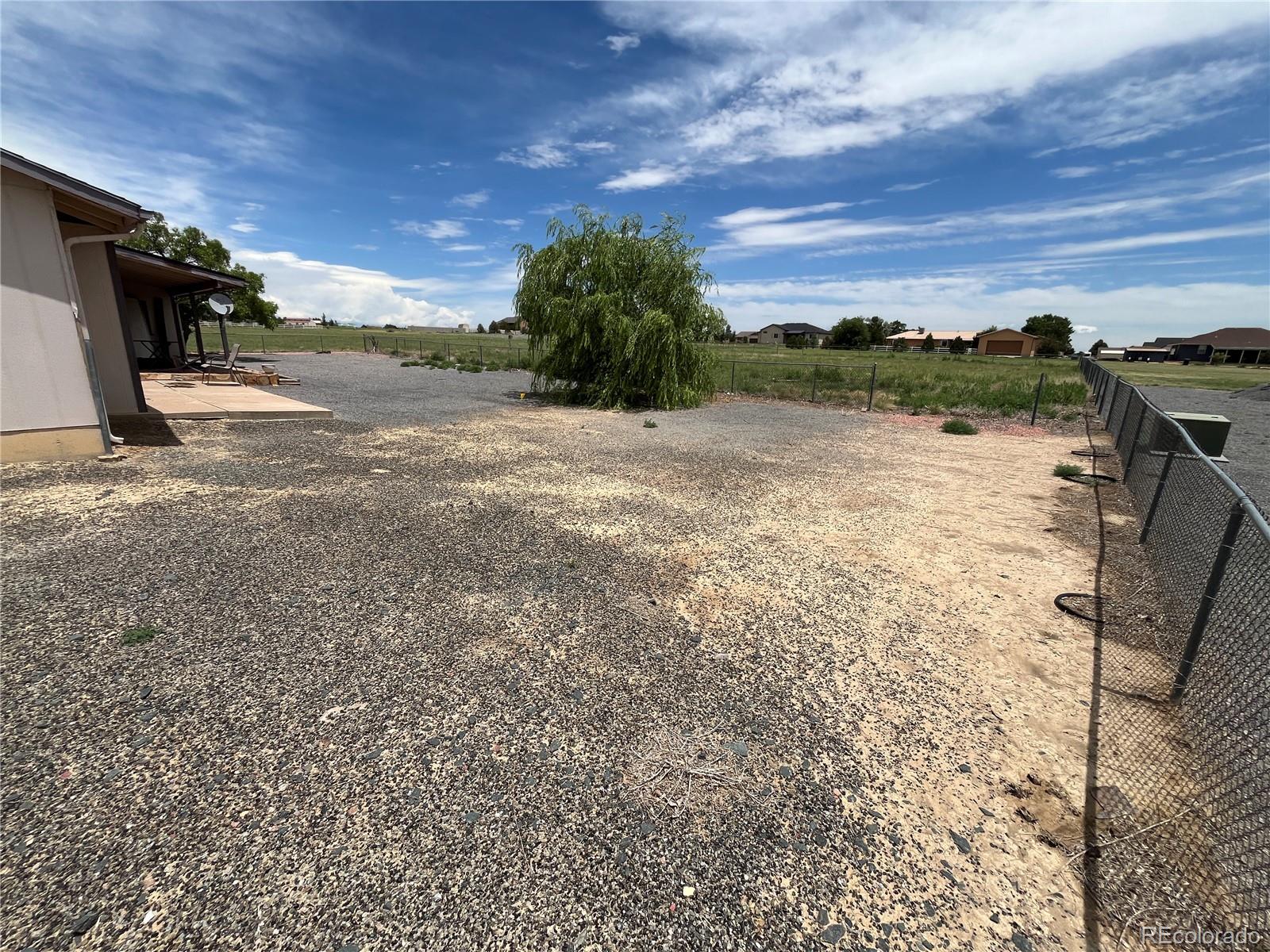 644 S Avenida Del Oro