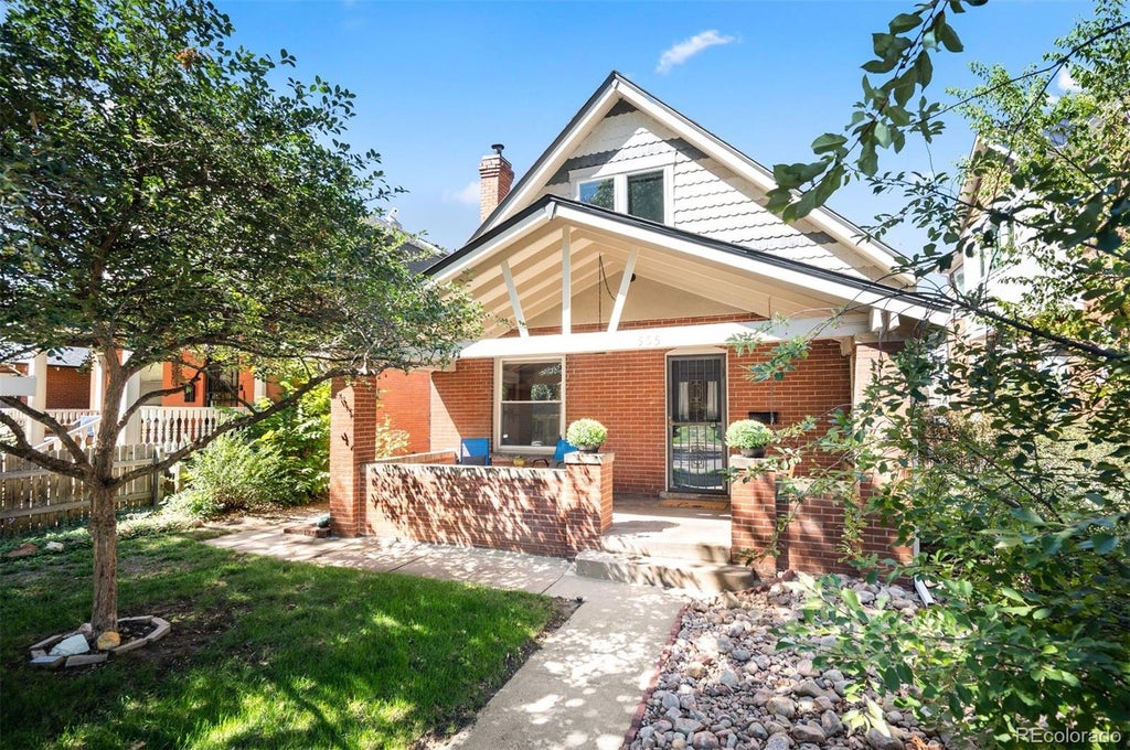 Photo of 555 S Pennsylvania Street, Denver, CO 80209 (MLS # 6760748)