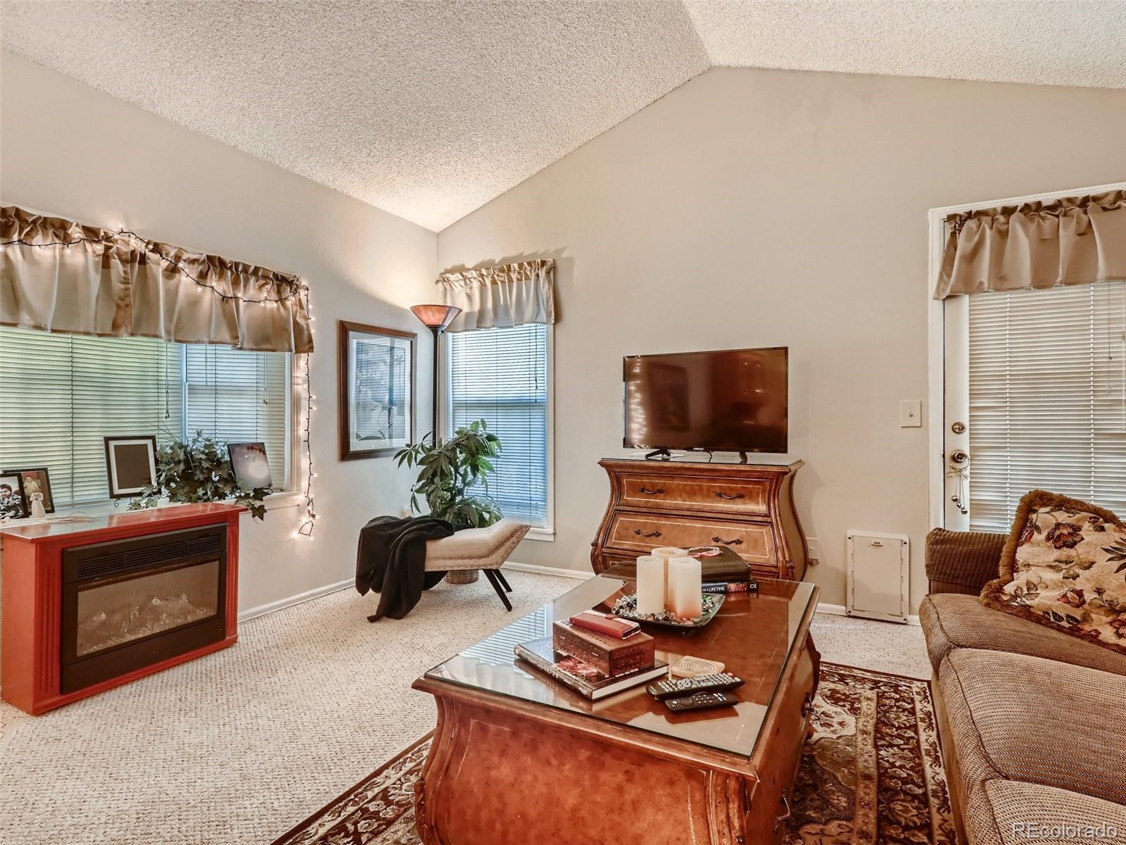 5784 W 61st Place
