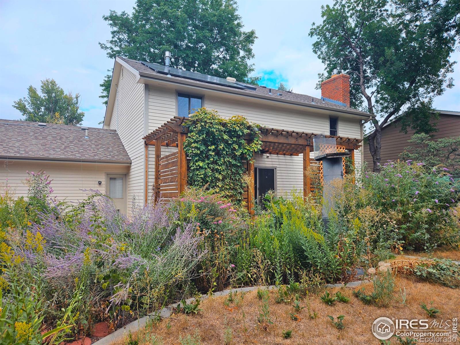 1125 Oakmont Court