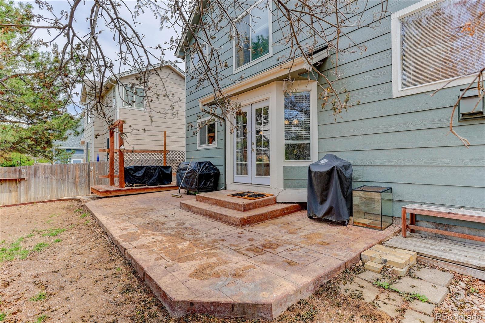 5409 Spruce Avenue