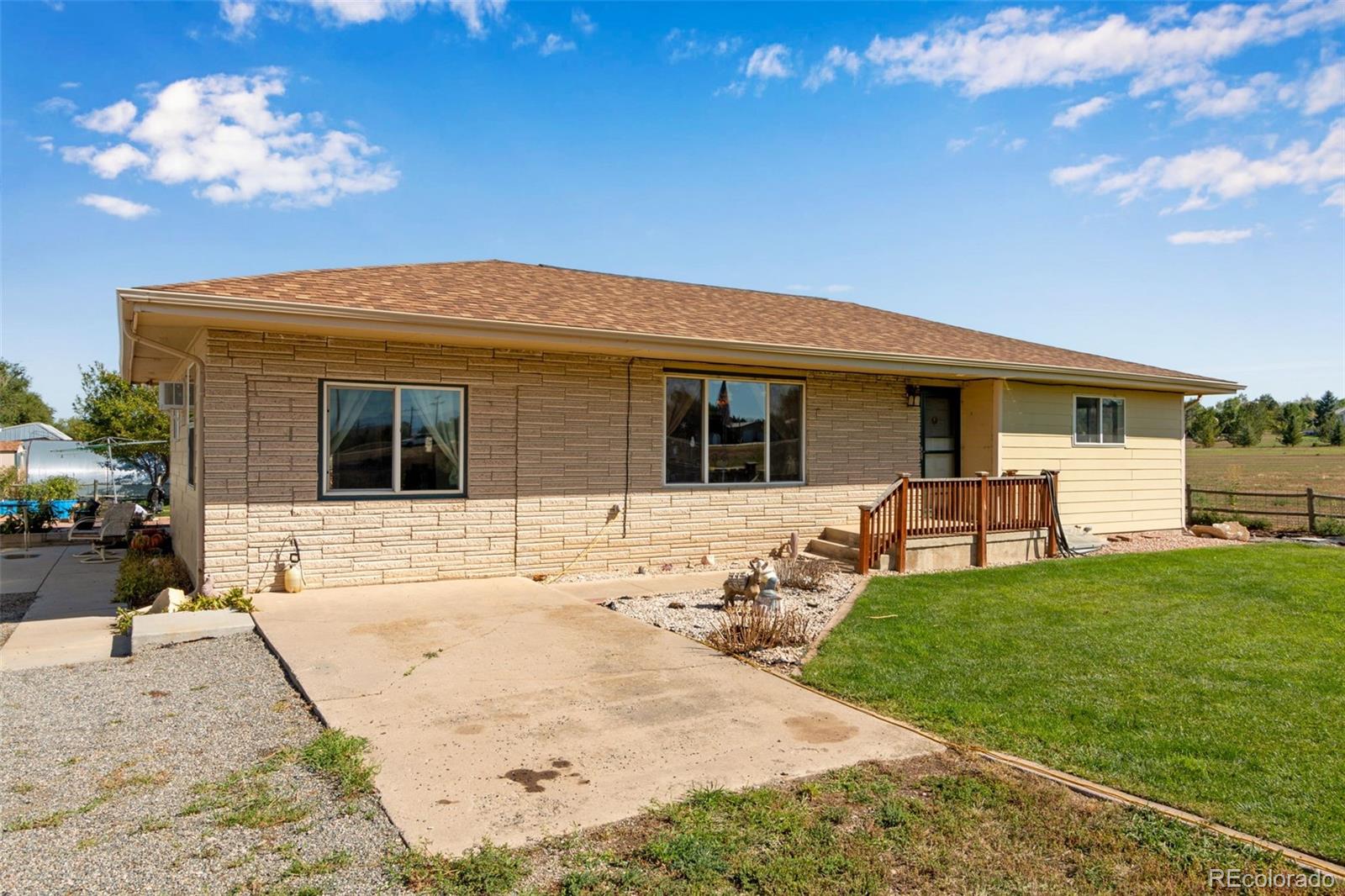 1637 S US Highway 287