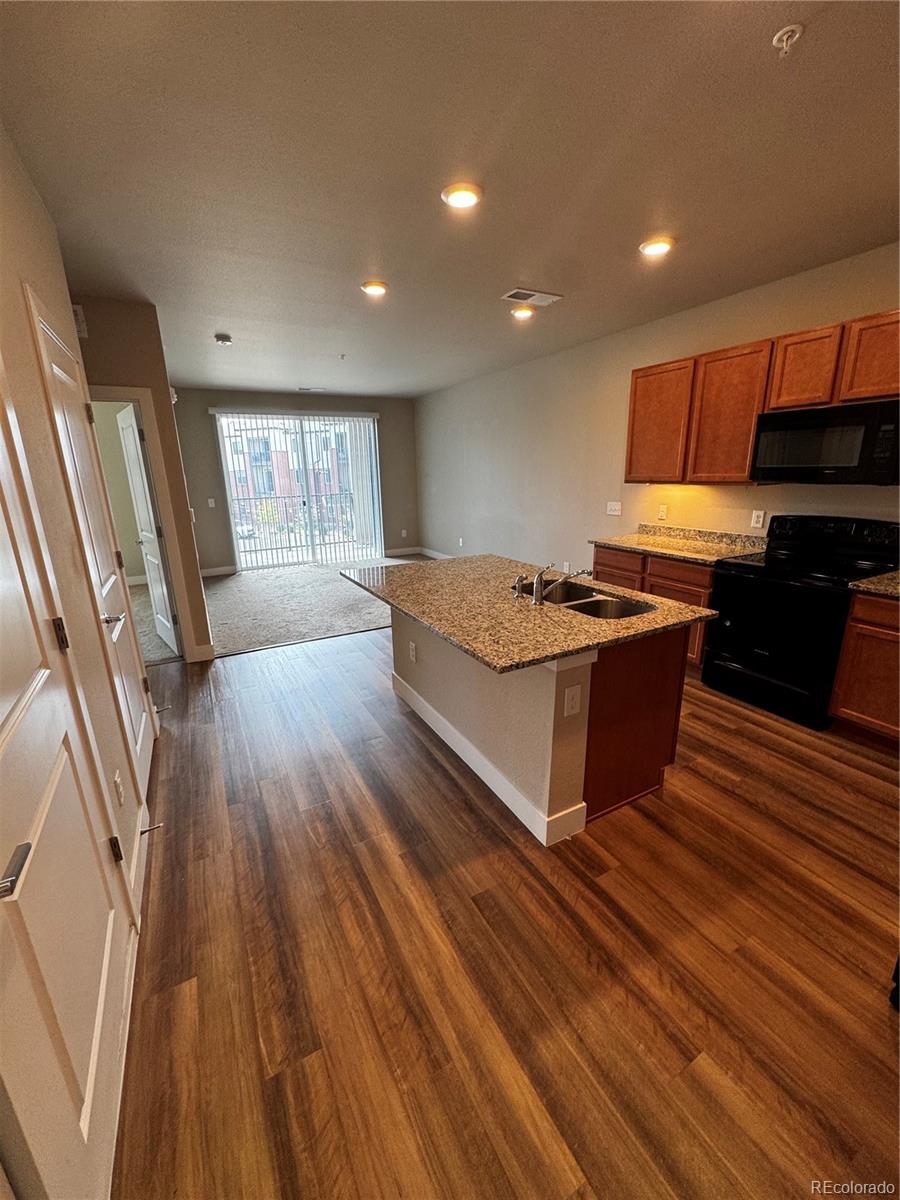 14341 E Tennessee Avenue 205