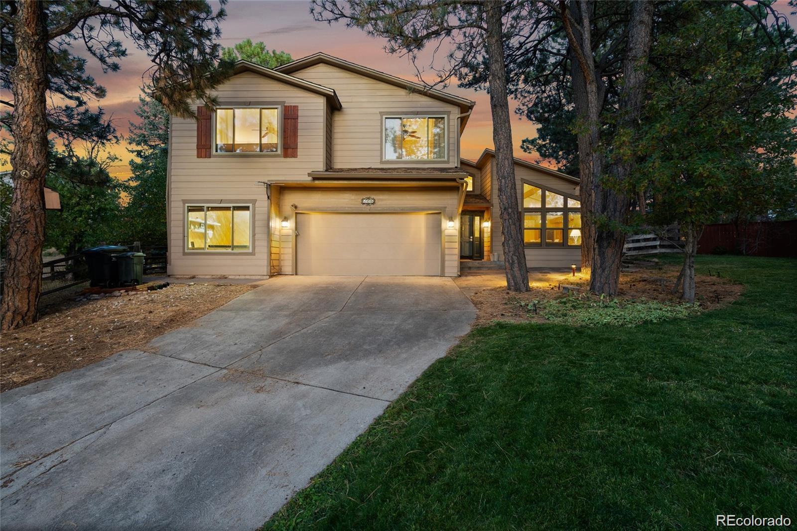 5996 N Villard Court