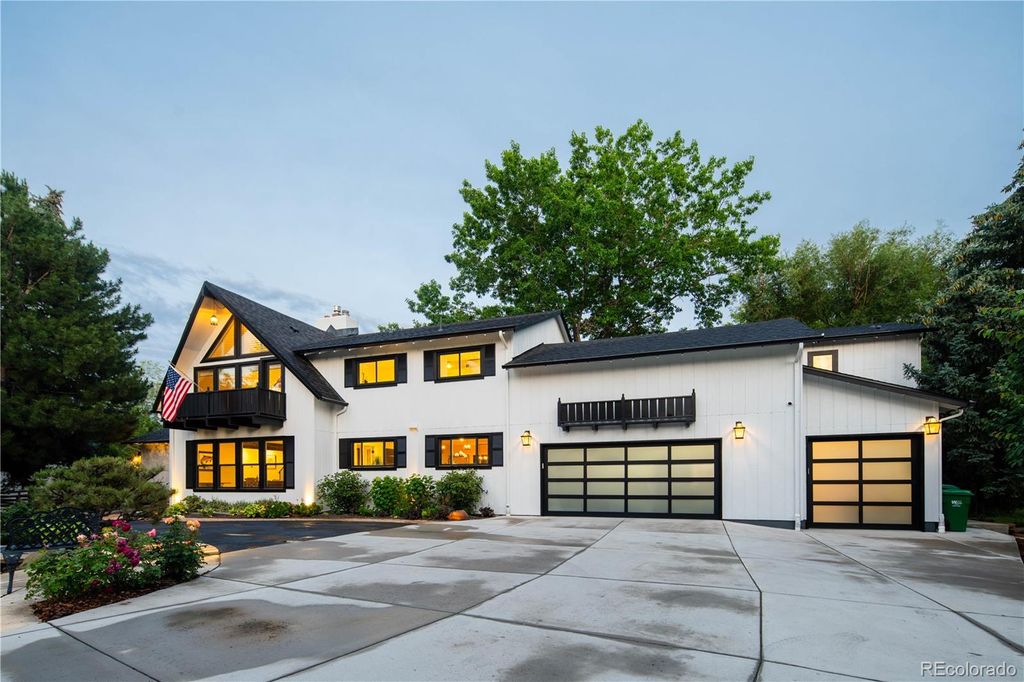 Photo of 7120 W 8th Place, Lakewood, CO 80214 (MLS # 9429198)