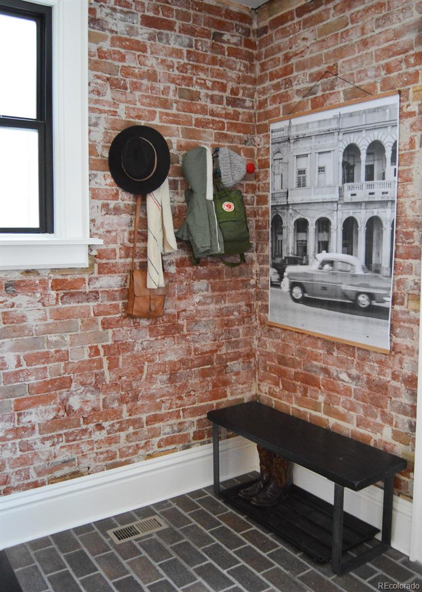 1331 N Humboldt Street