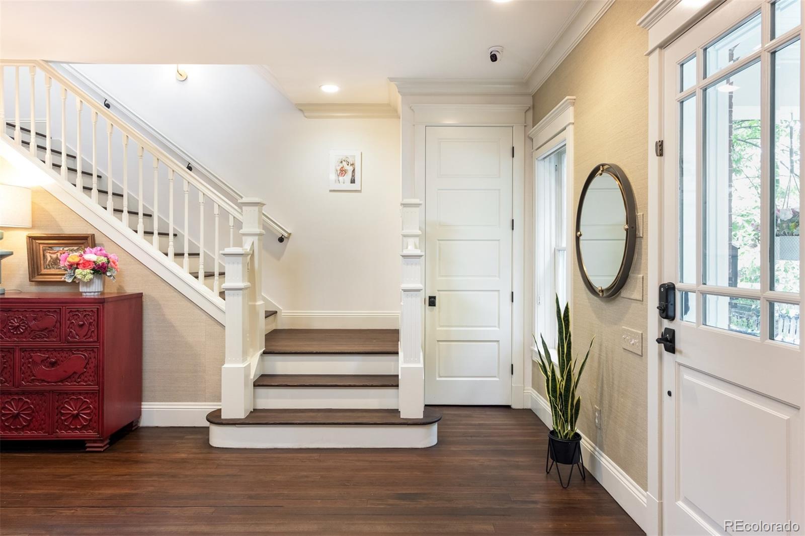 512 Marine Street