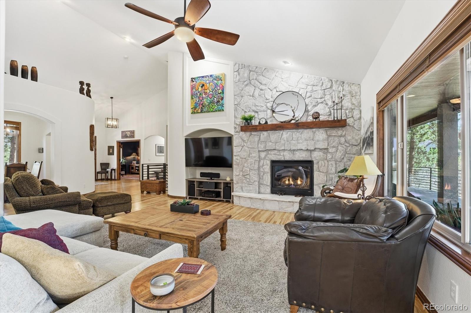 4680 Mohawk Drive