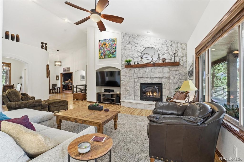 Photo of 4680 Mohawk Drive, Larkspur, CO 80118 (MLS # 8384025)