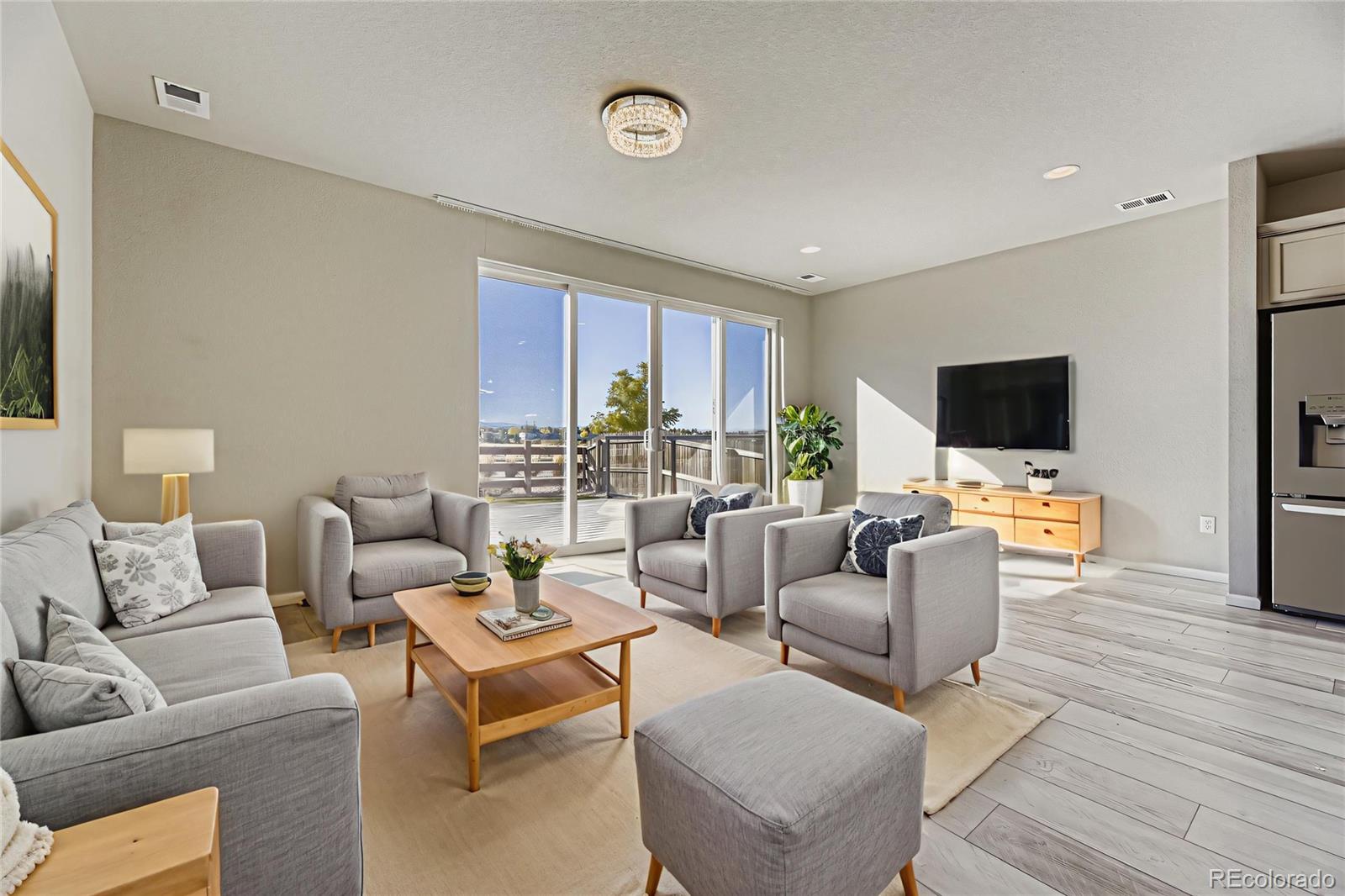 107 S Edge Cliff Street