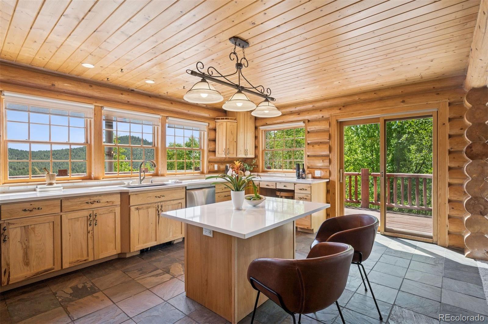 15690 Cochise Trail