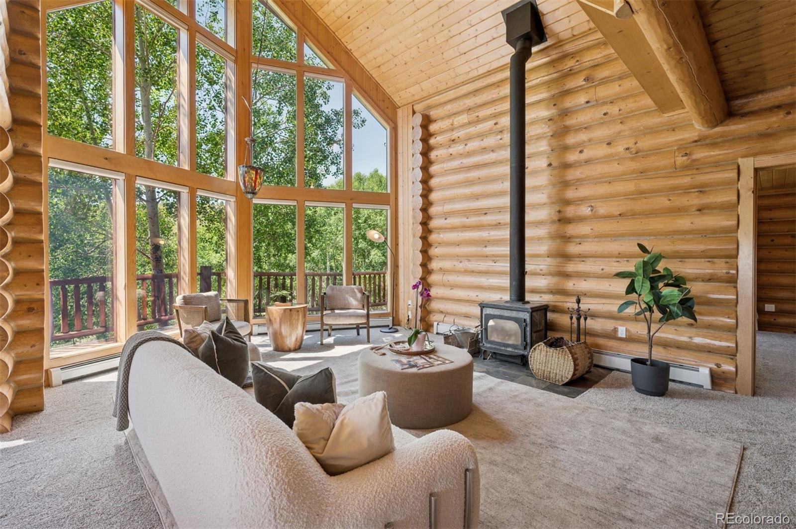 15690 Cochise Trail