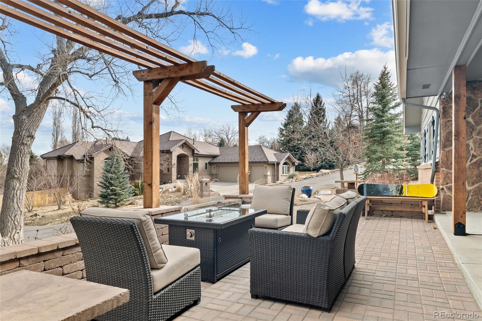 14100 Foothill Circle