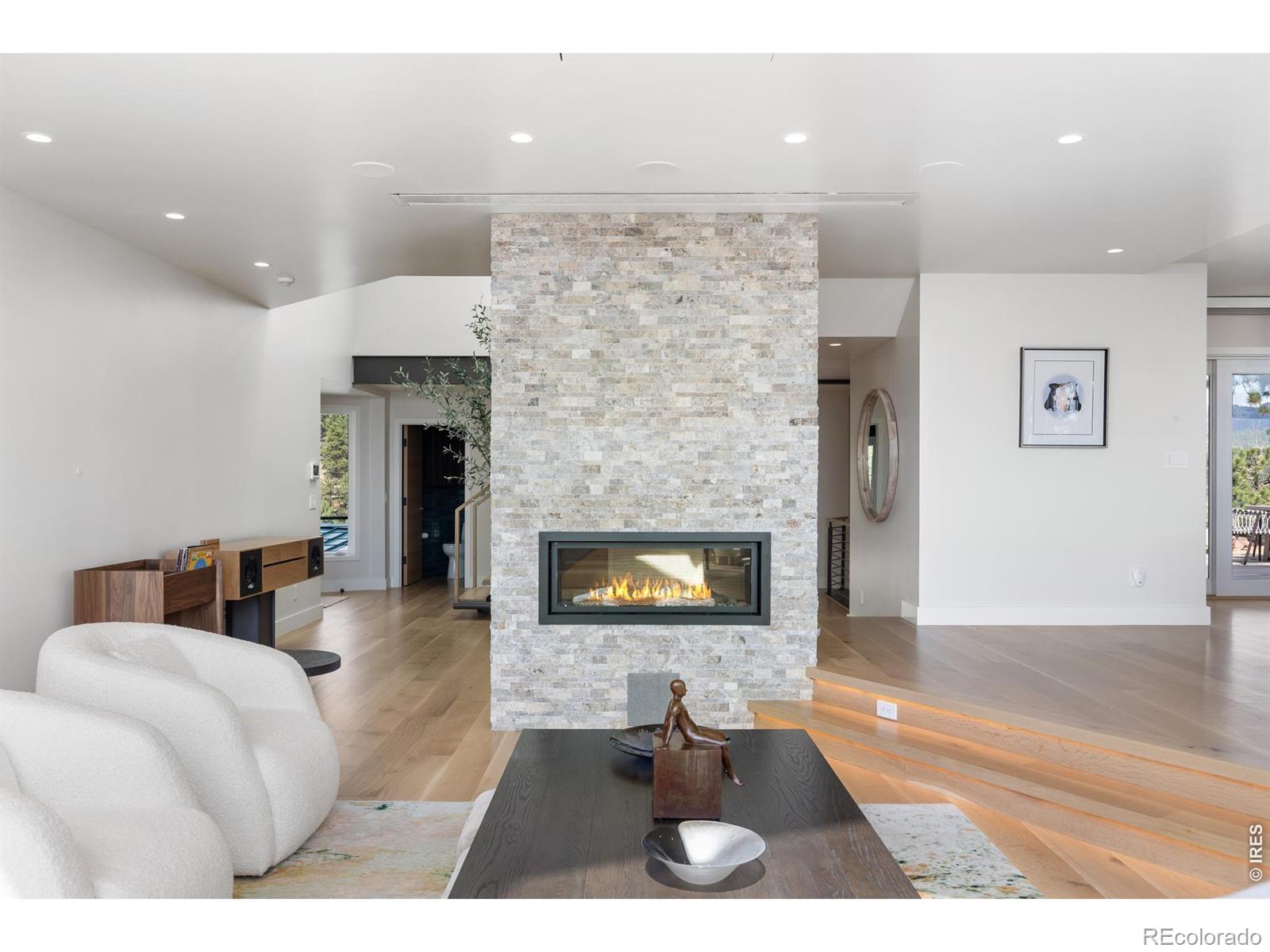 1145 Timber Lane