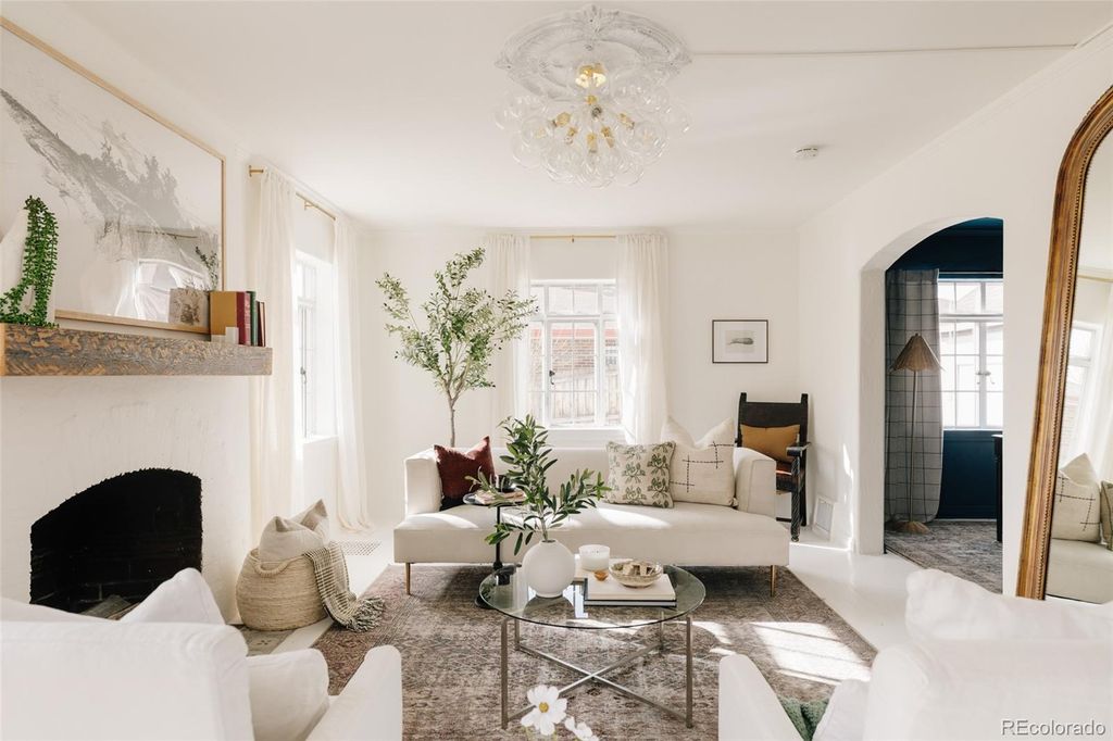 Photo of 3917 Haddon Road, Denver, CO 80205 (MLS # 1998902)