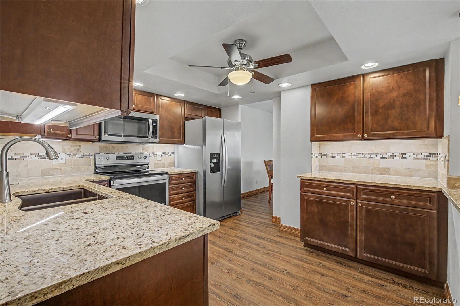 13952 E Marina Drive 302