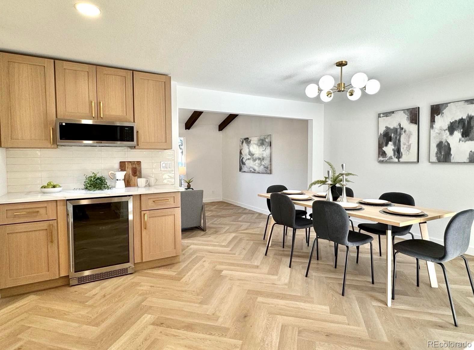 8600 E Bellewood Place