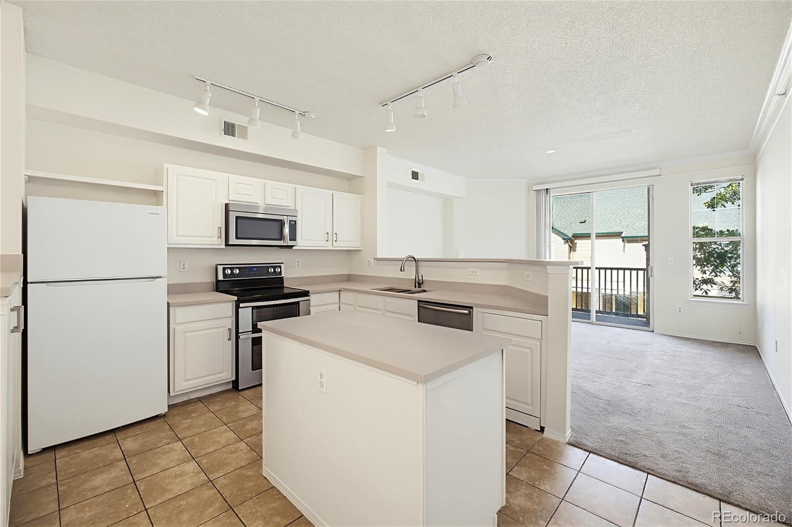 1845 Spaulding Circle