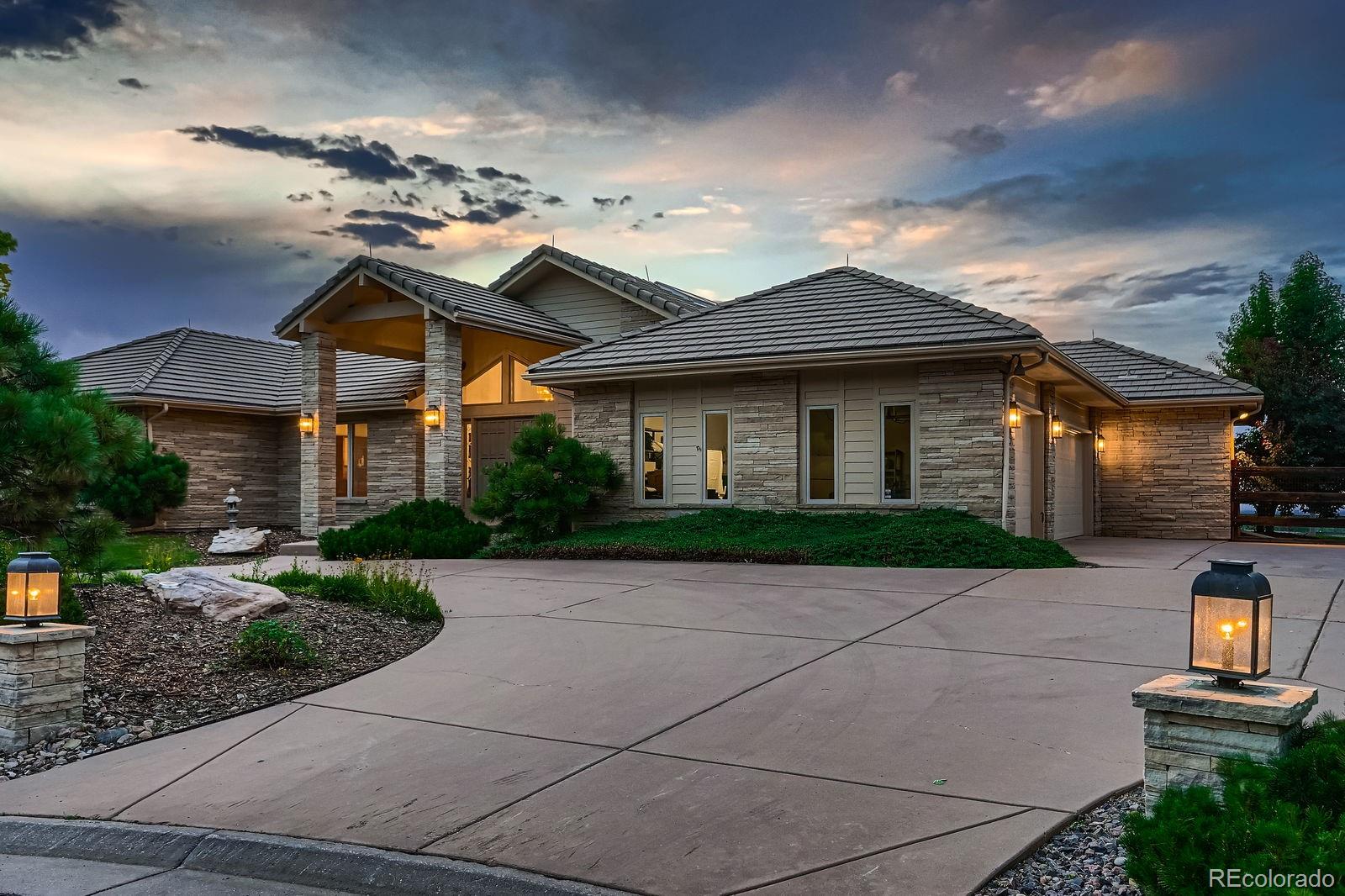 37 Falcon Hills Drive