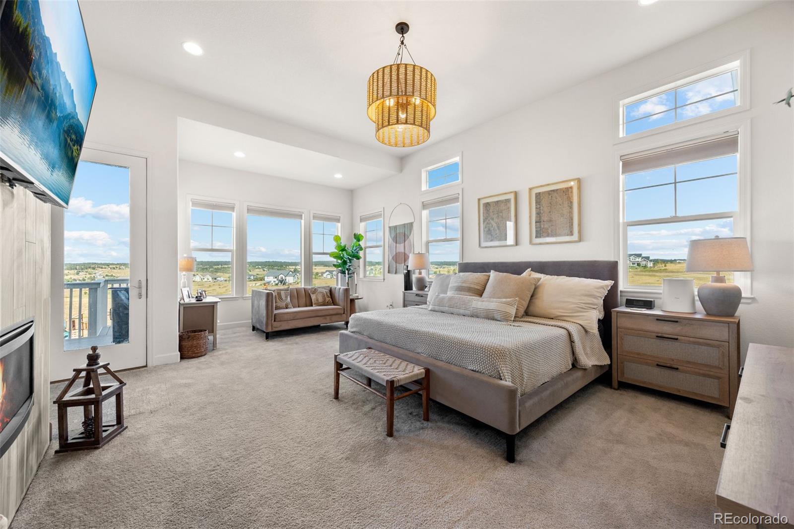 9141 Red Primrose Street