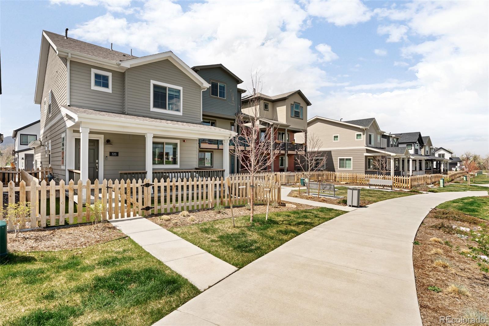 320 Marshall Mews