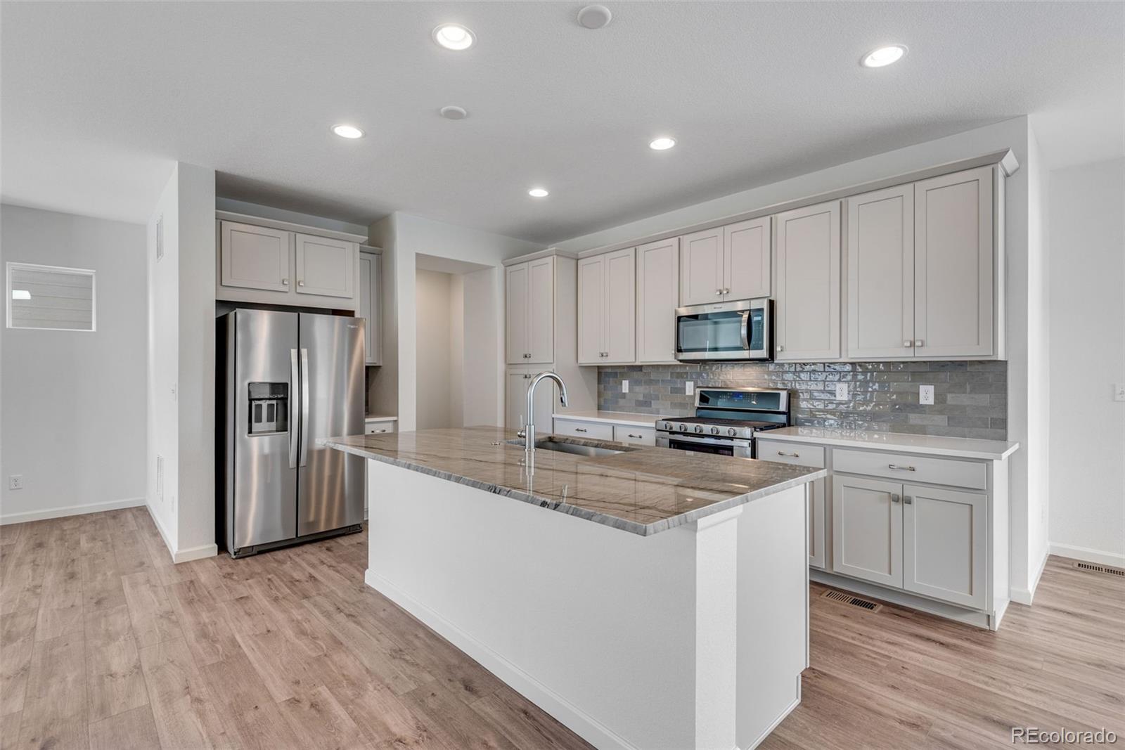 17841 Parkside Drive N, Commerce City, CO, 80022 2 17841 Parkside Drive N