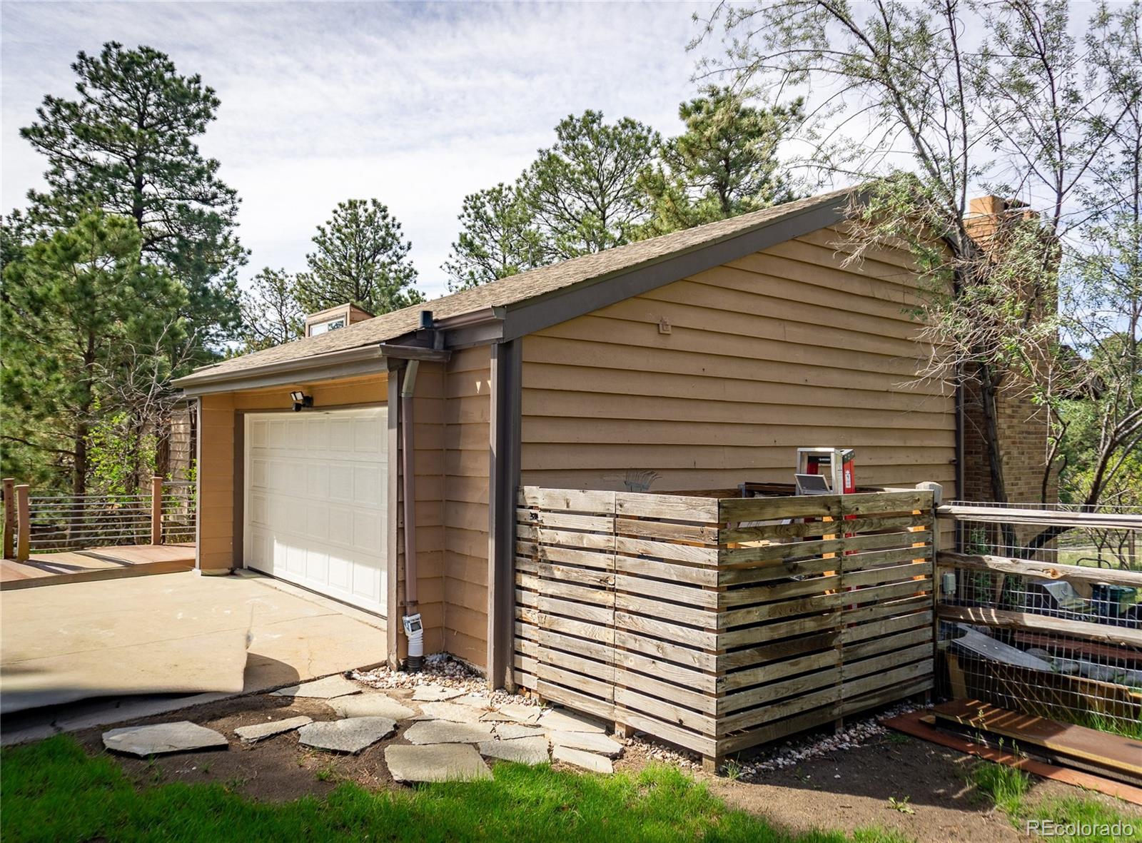 6174 Hollowview Court