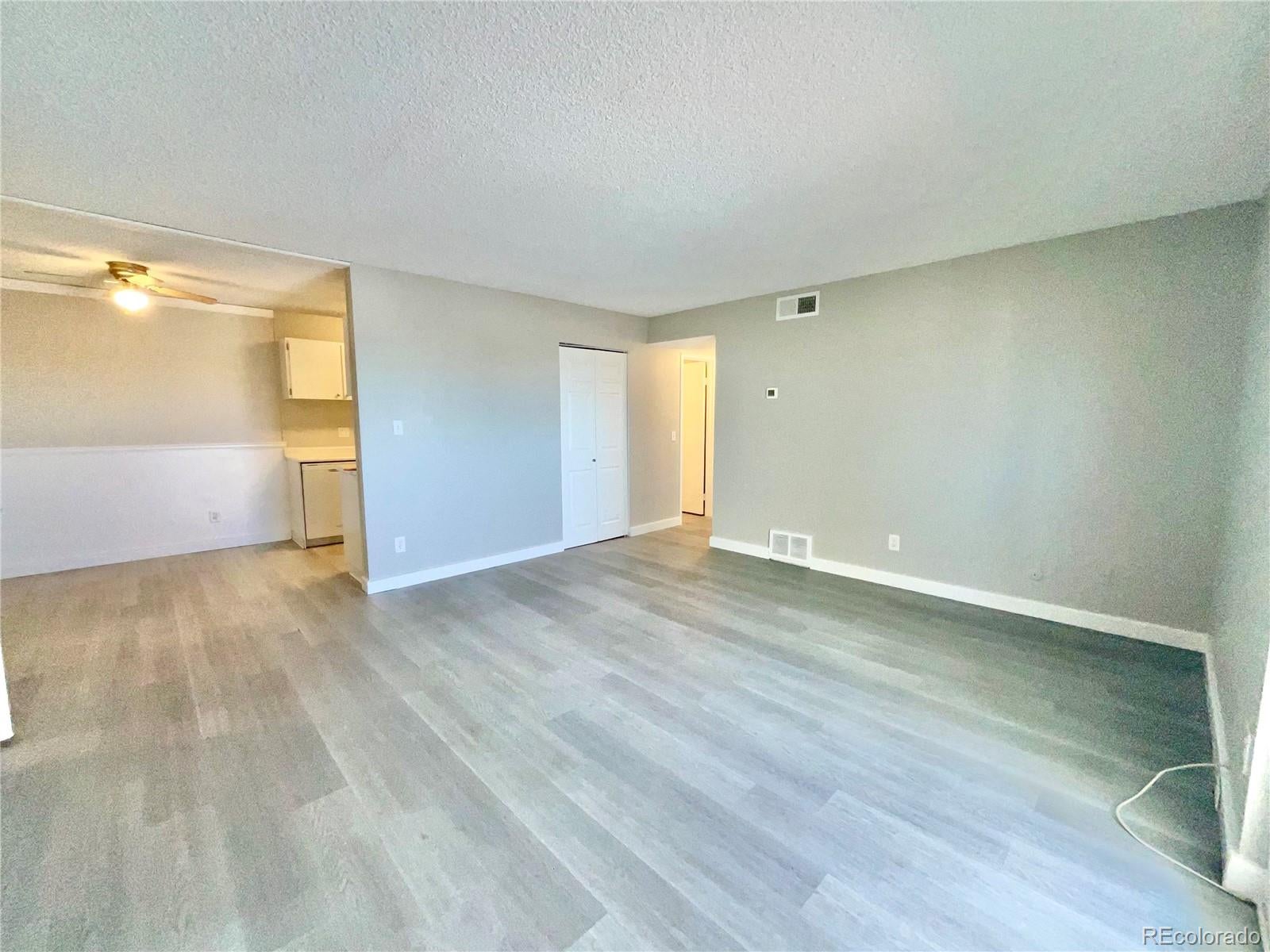 10211 Ura Lane 6-302