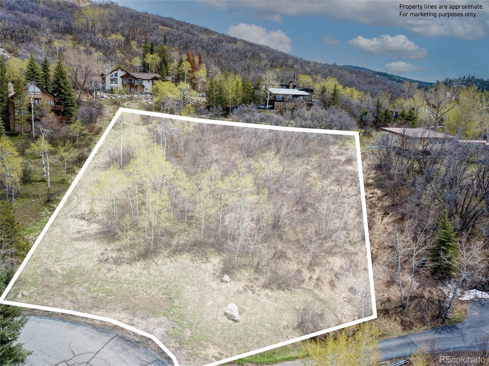 2725 Ski Trail Lane