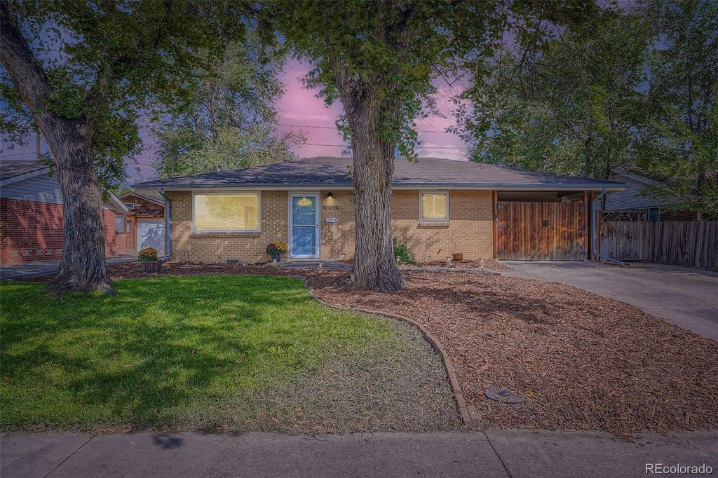 Photo of 4720 Carr Street, Wheat Ridge, CO 80033 (MLS # 7998936)