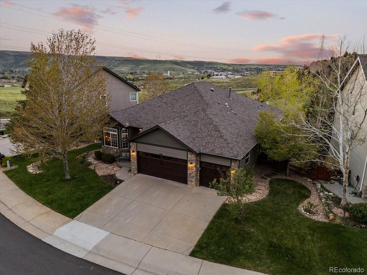 828 Rabbit Run Drive