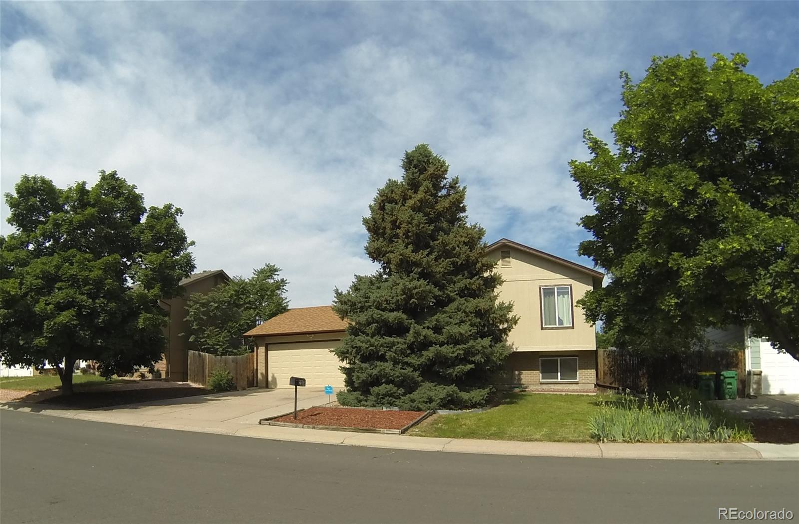 Photo 1 of 40 — 2369 Granby Way, Aurora, CO 80011