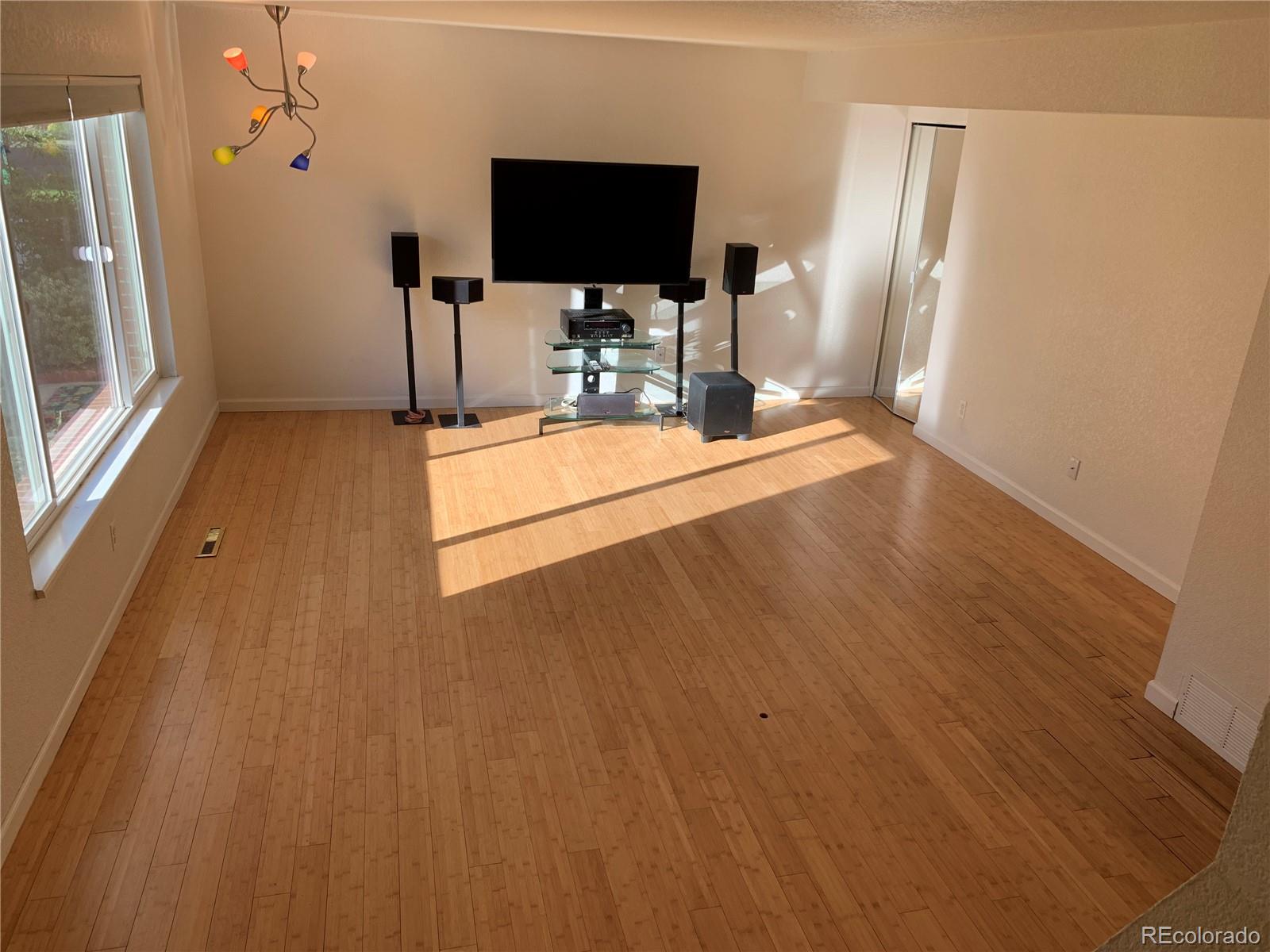 9252 E Mansfield Avenue