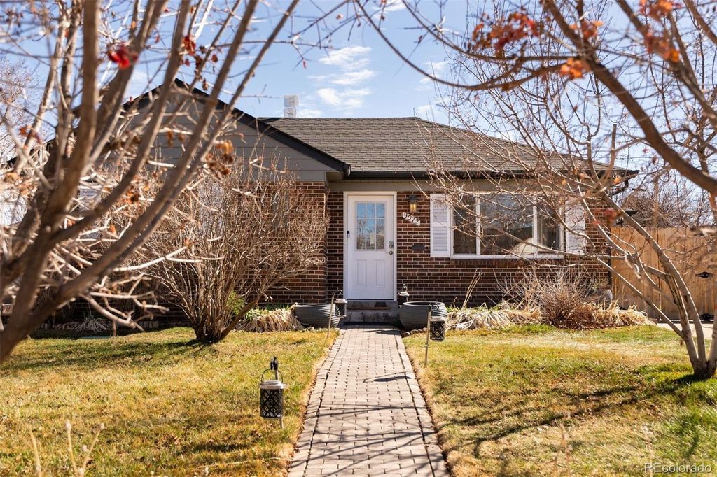 Photo of 3072 N Adams Street, Denver, CO 80205 (MLS # 9028277)