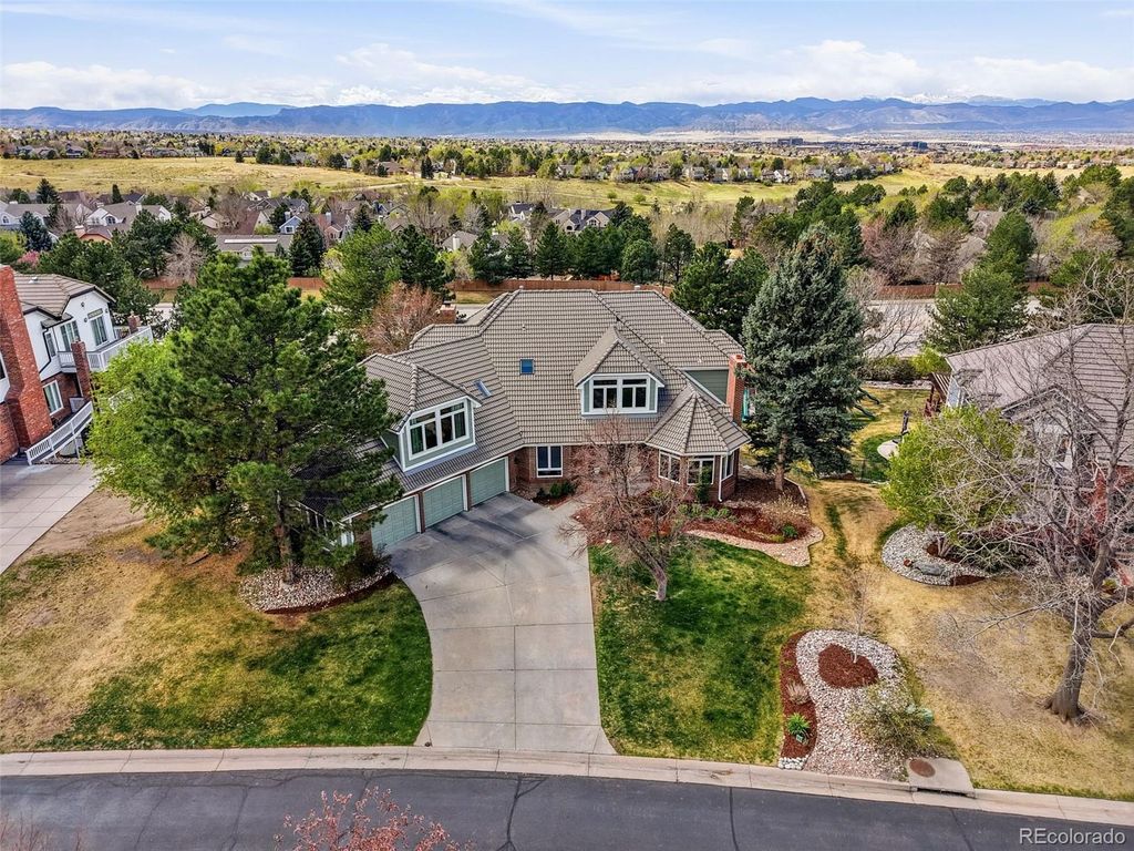 Photo of 77 Falcon Hills Drive, Highlands Ranch, CO 80126 (MLS # 3223406)