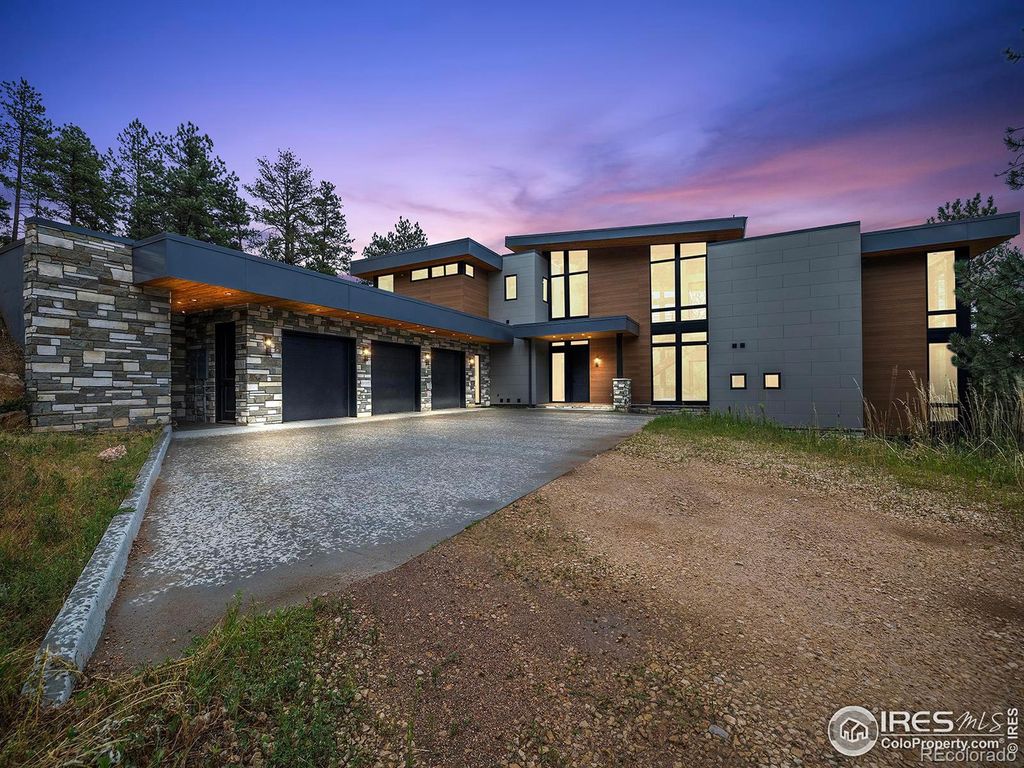Photo of 16132 Steller Ridge Road, Loveland, CO 80538 (MLS # IR1031377)