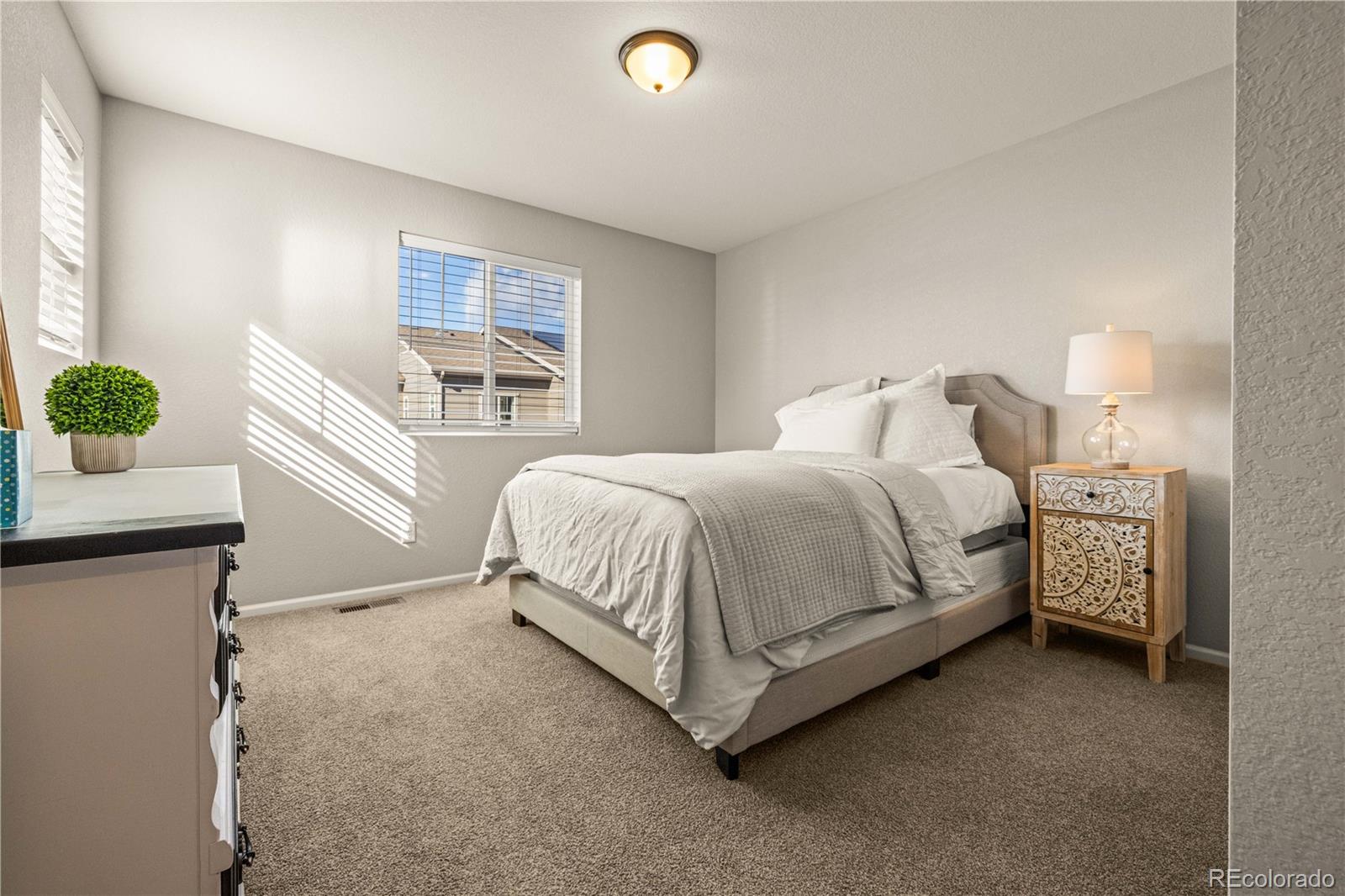 4346 S Netherland Street, Aurora, CO 80015 — MLS #9981805 — photo 22 of 41