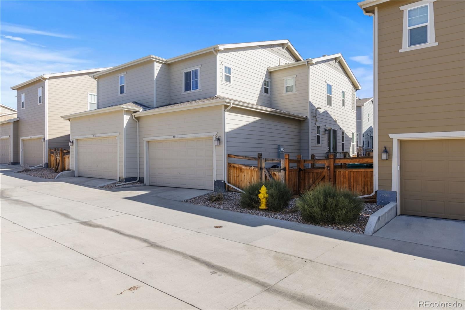 4346 S Netherland Street, Aurora, CO 80015 — MLS #9981805 — photo 35 of 41
