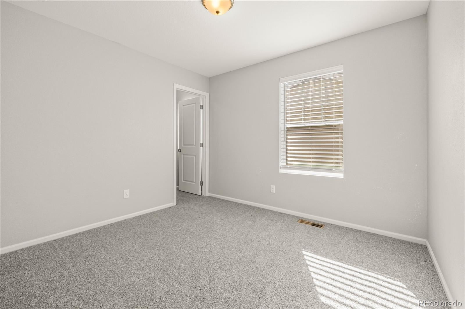 4346 S Netherland Street, Aurora, CO 80015 — MLS #9981805 — photo 27 of 41