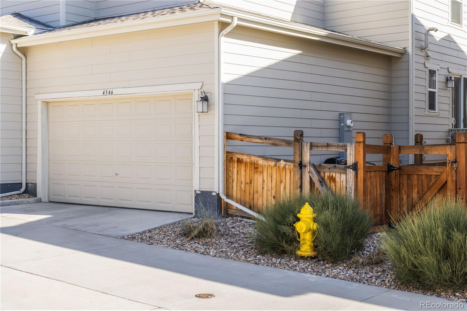 4346 S Netherland Street, Aurora, CO 80015 — MLS #9981805 — photo 36 of 41