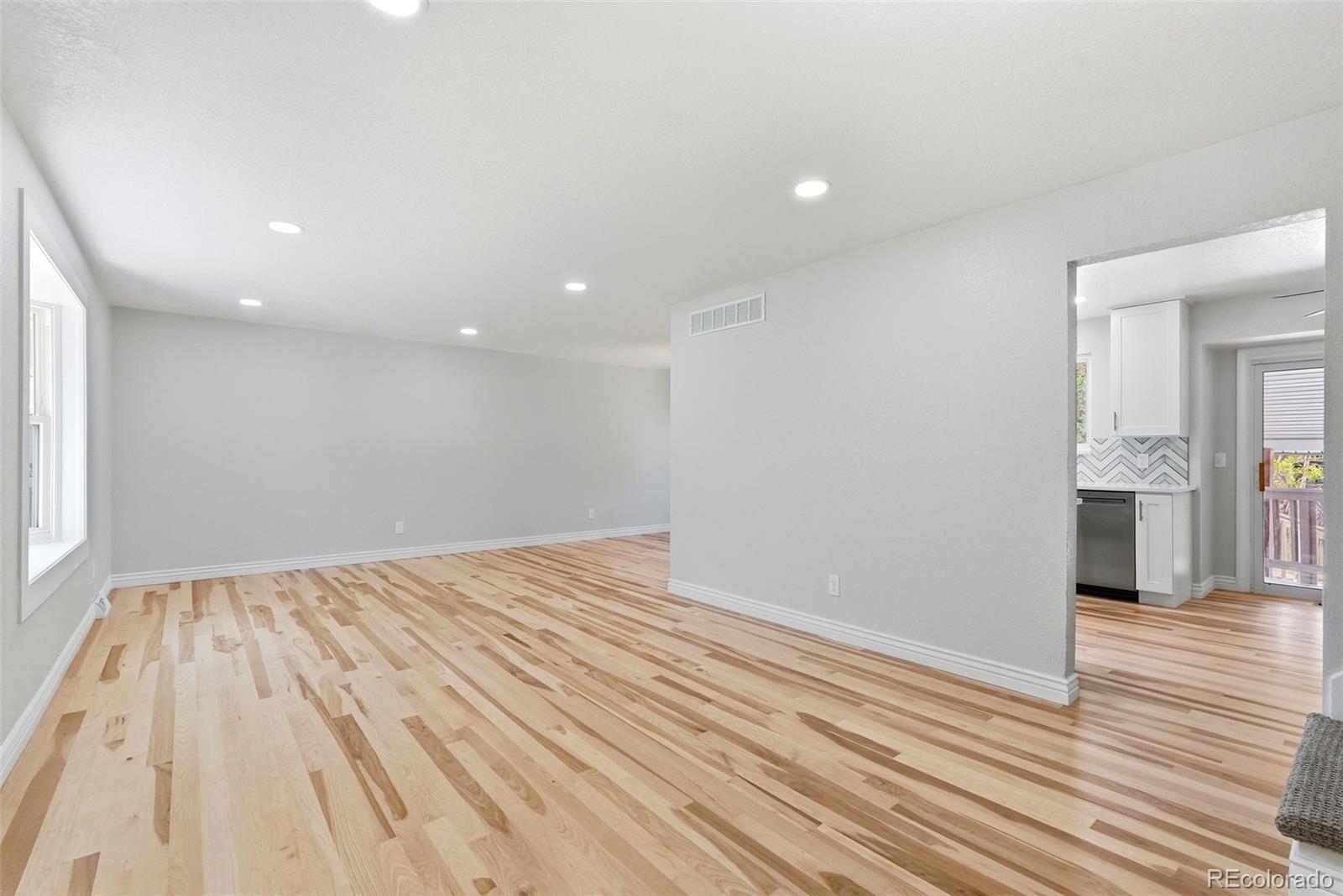 8496 Quay Drive