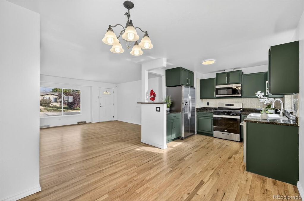 Photo of 6252 W Alder Avenue, Littleton, CO 80128 (MLS # 5633298)