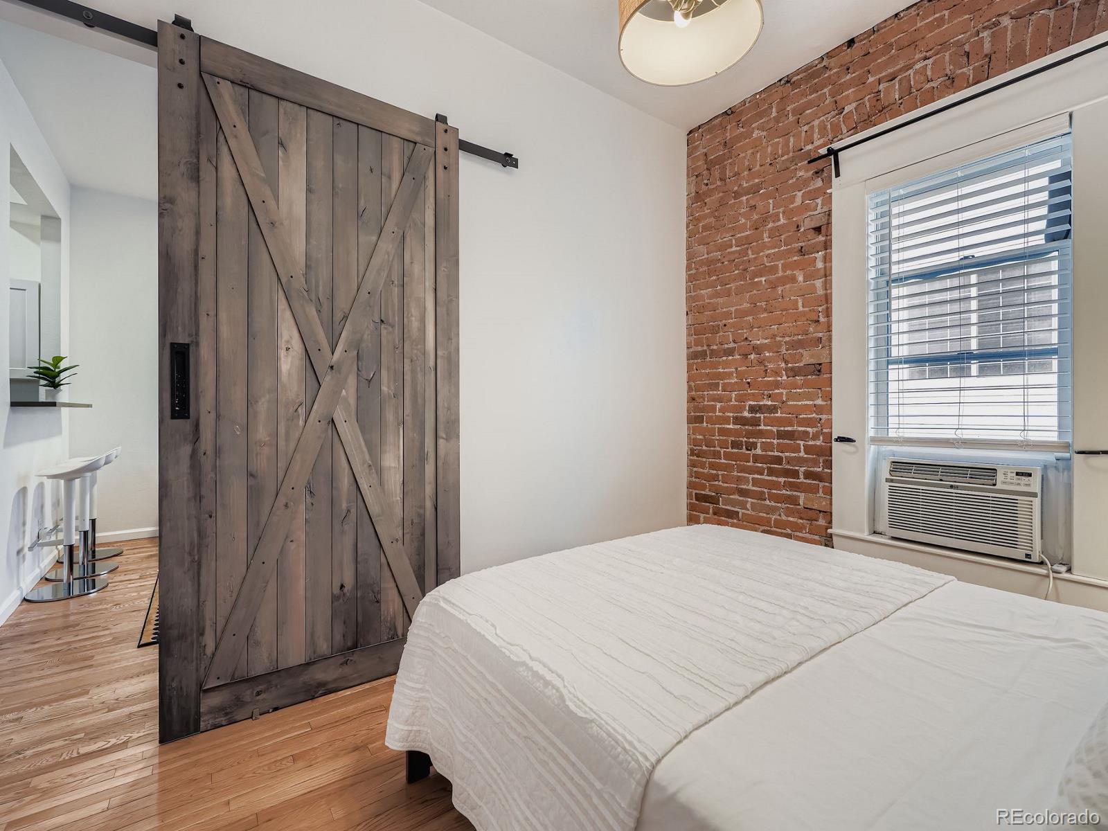 1425 N Washington Street 205