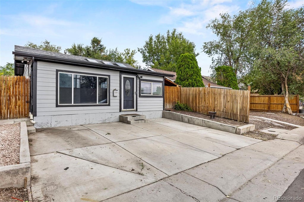 Photo of 3475 W Dakota Avenue, Denver, CO 80219 (MLS # 9274754)