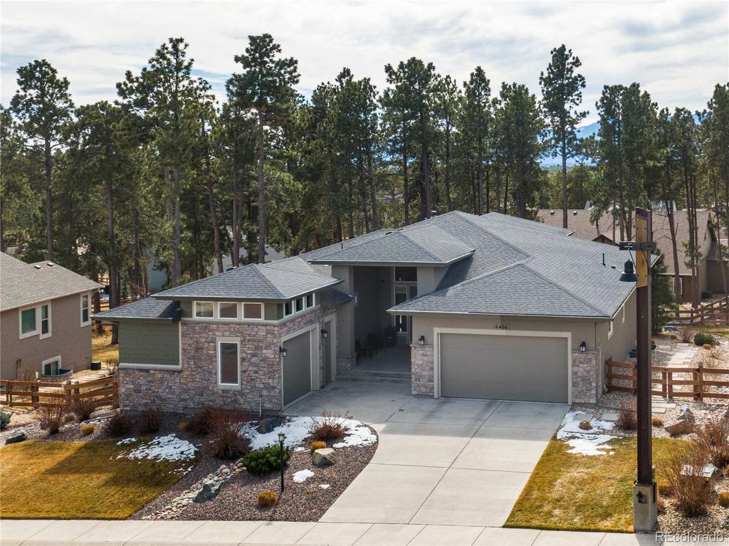 Photo of 16406 Dancing Bear Lane, Monument, CO 80132 (MLS # 6558727)