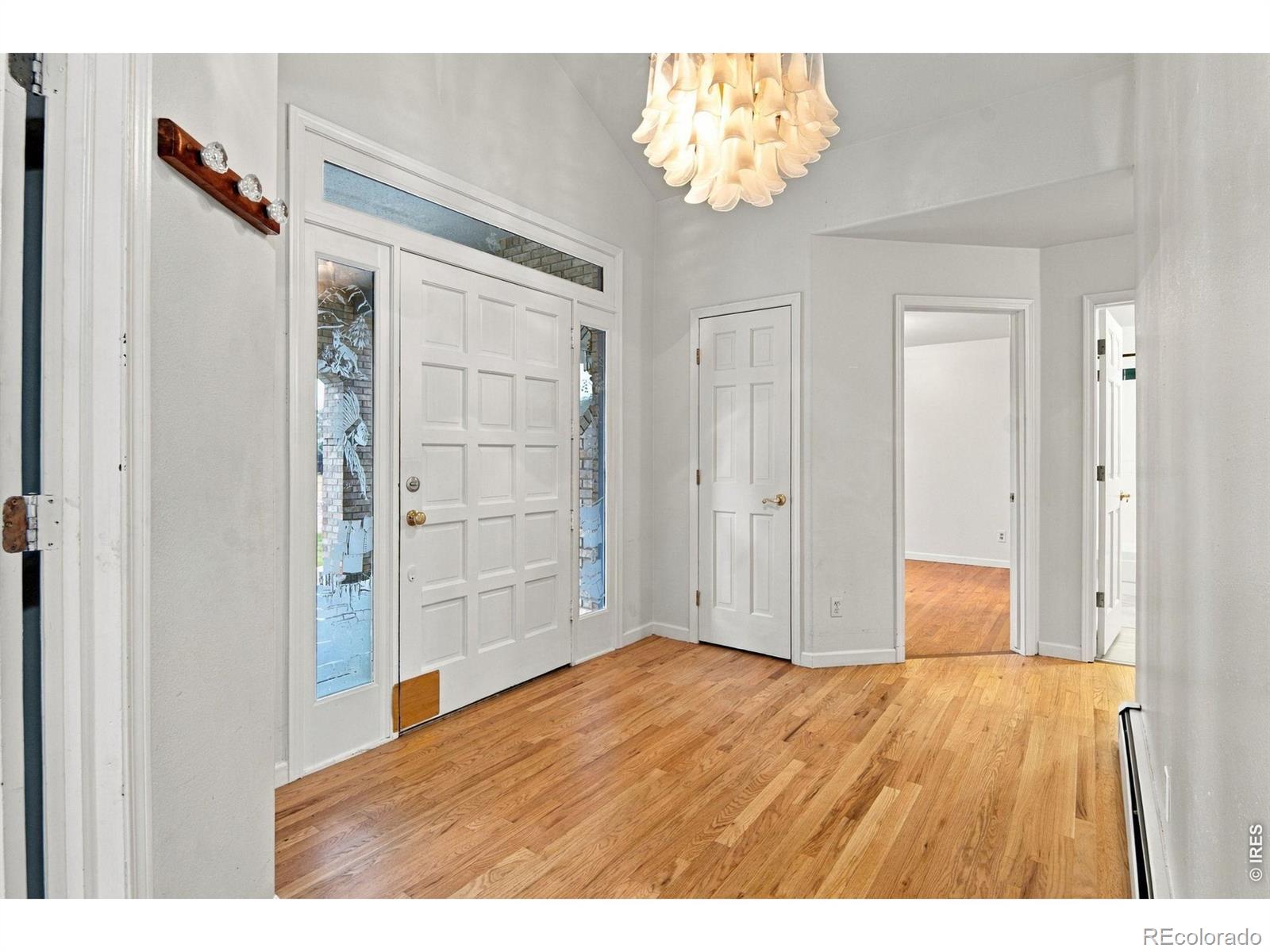 1609 White Water Court